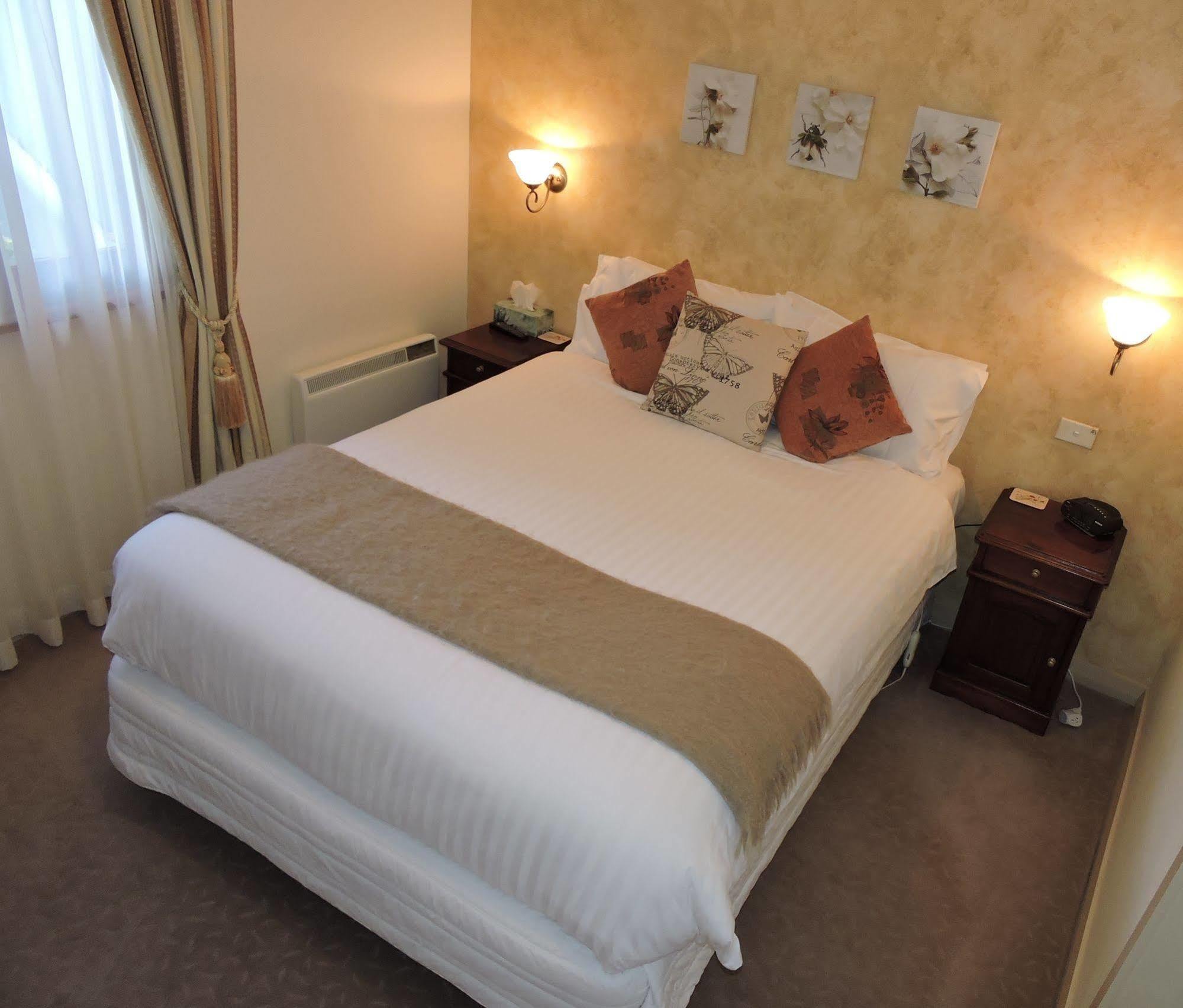 Kubba Roonga Guesthouse - Boutique Luxury Spa Retreat & Gardens - Blue Mountains Blackheath Extérieur photo