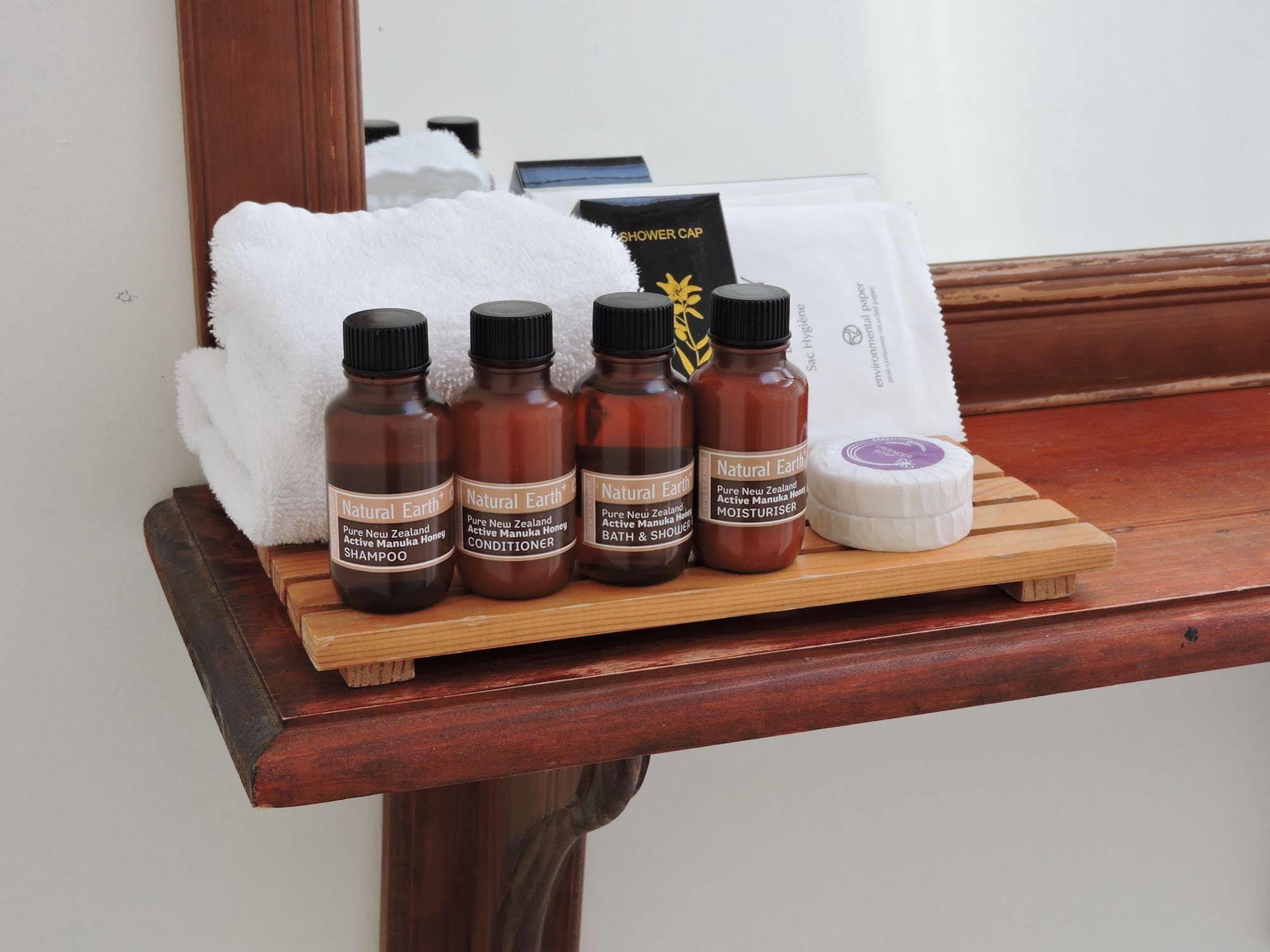 Kubba Roonga Guesthouse - Boutique Luxury Spa Retreat & Gardens - Blue Mountains Blackheath Extérieur photo